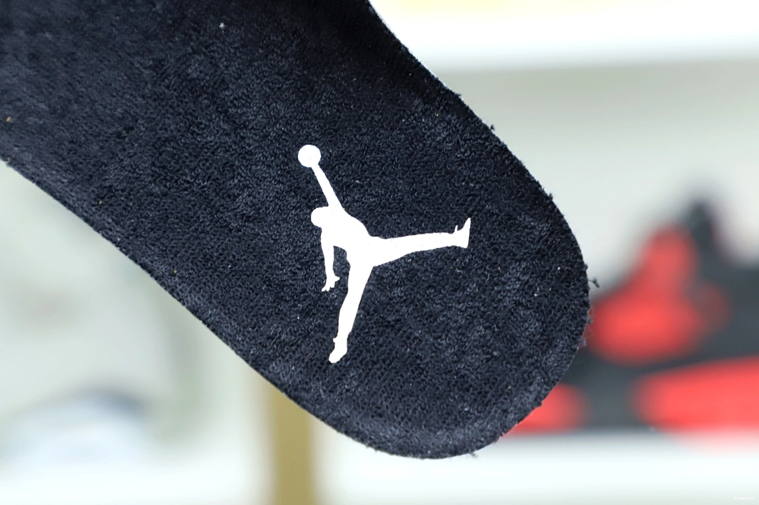 LOW AIR RETRO JORDAN 11 CONCORD 0315